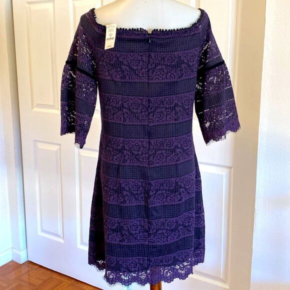 NWT White House Black Market Lace Bell Sleeve Party Dress - Picture 3 of 6